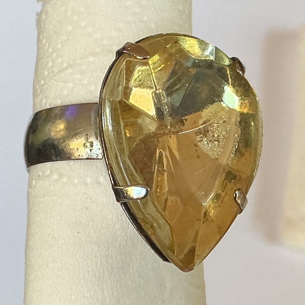 Costume Ring, size 7